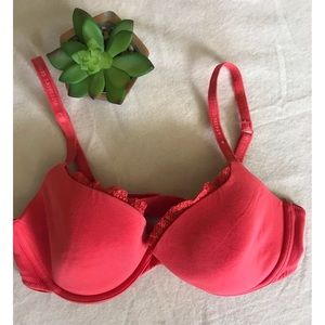 VICTORIA’S SECRET BRA